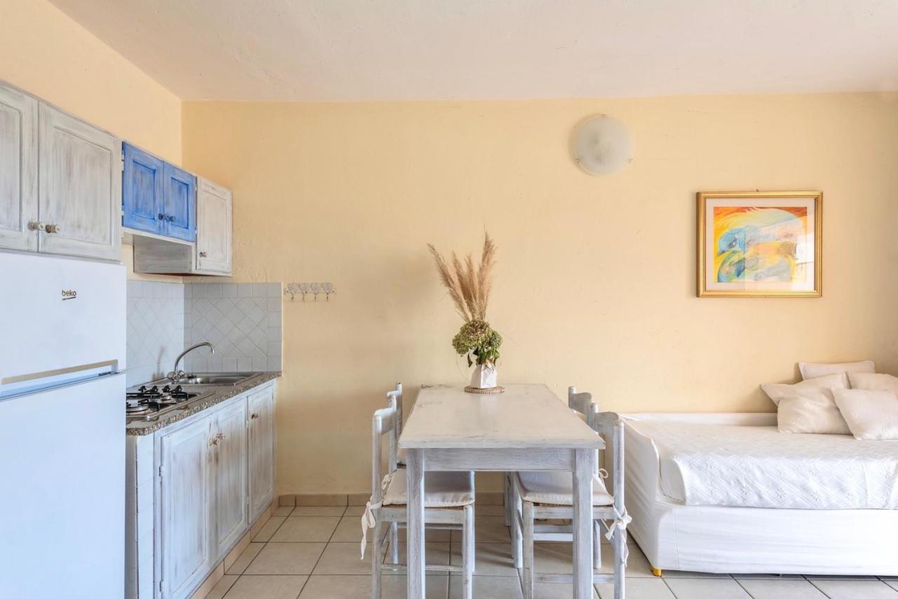 Residence A Golfo Di Marinella A 450 Mt Dal Mare Exterior photo