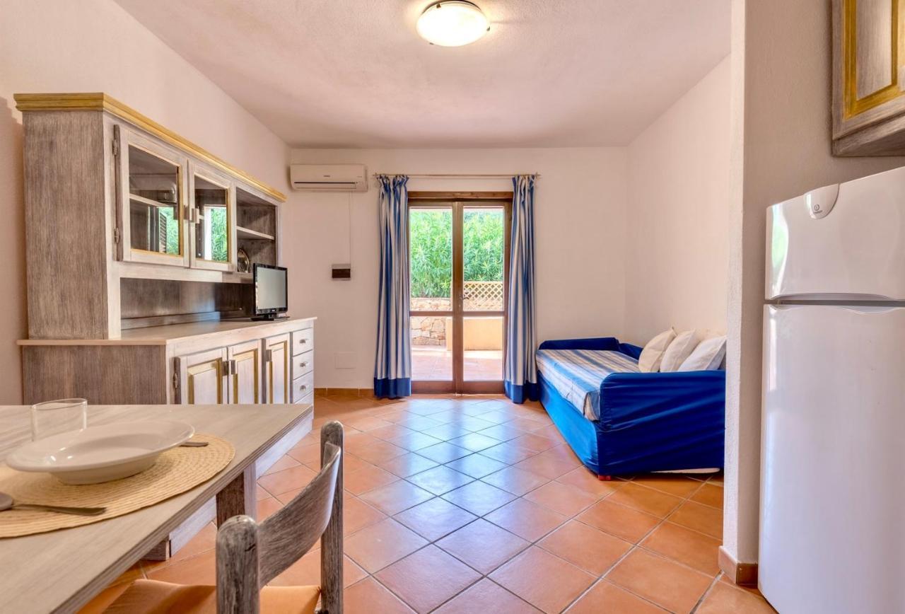 Residence A Golfo Di Marinella A 450 Mt Dal Mare Exterior photo